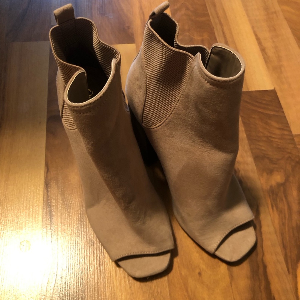 Brand New Taupe Booties Size 8